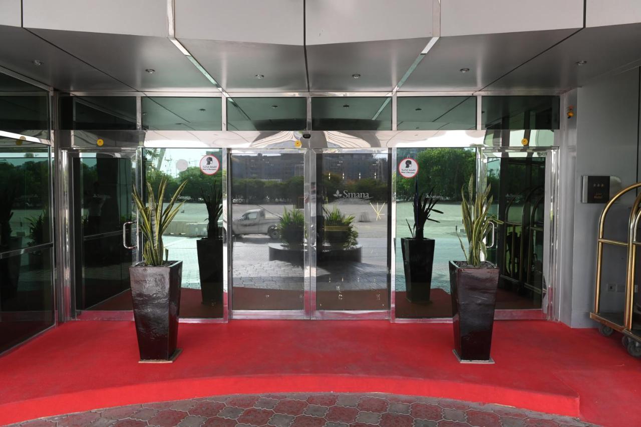 Smana Hotel Al Raffa Dubái Exterior foto